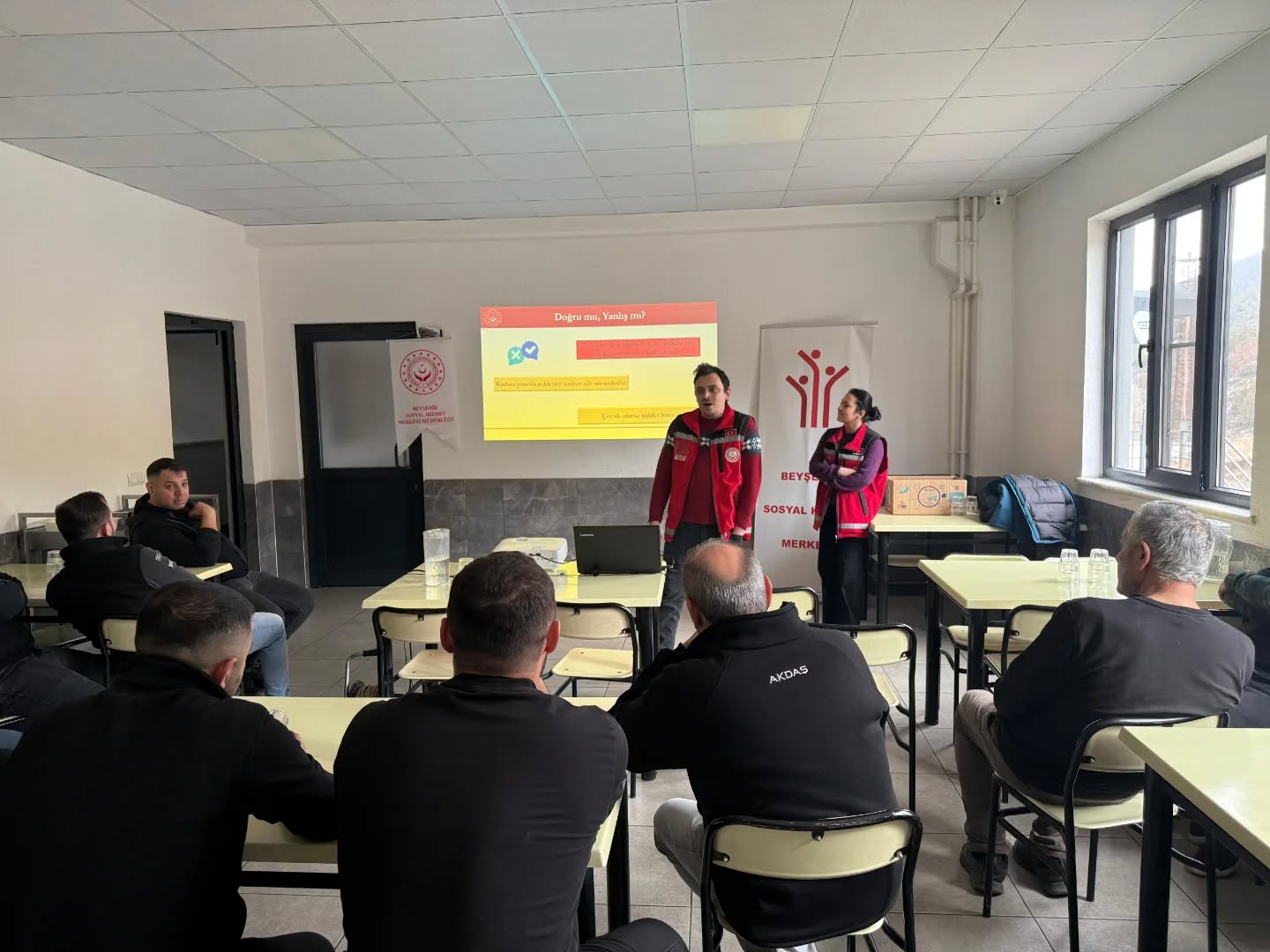 Kadına Yönelik Şiddetle Mücadele Farkındalık Semineri Düzenlendi