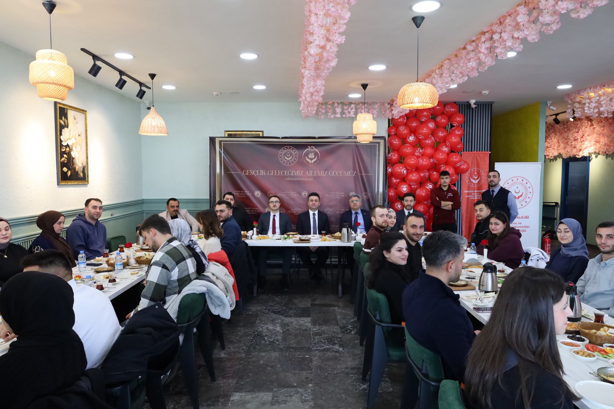 Evlenecek Gençlerin Desteklenmesi Projesi Kapsamında “Aile Buluşmaları” Programı Düzenlendi