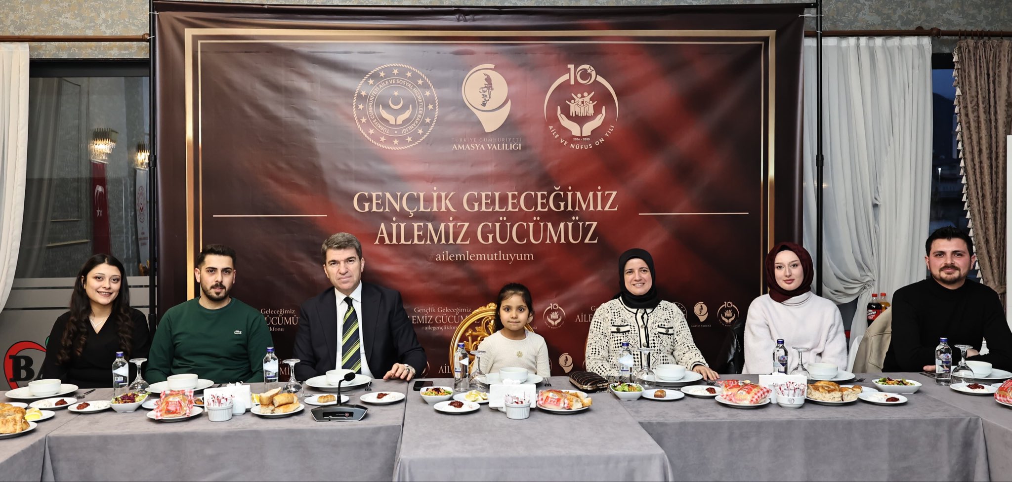 Türkiye Aile Destek Fonu'yla" yuvalarını kuran çiftlerimizle iftarda bir araya geldik.