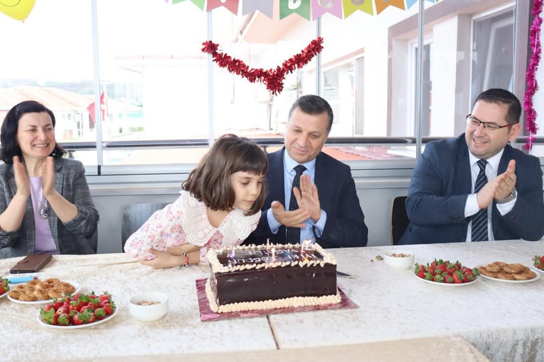 Karabük Aile Ve Sosyal Hizmetler İl Müdürlüğü Olarak Bugün Çok Özel Ve Çok Güzel Bir Mutluluğa Ortak Olduk