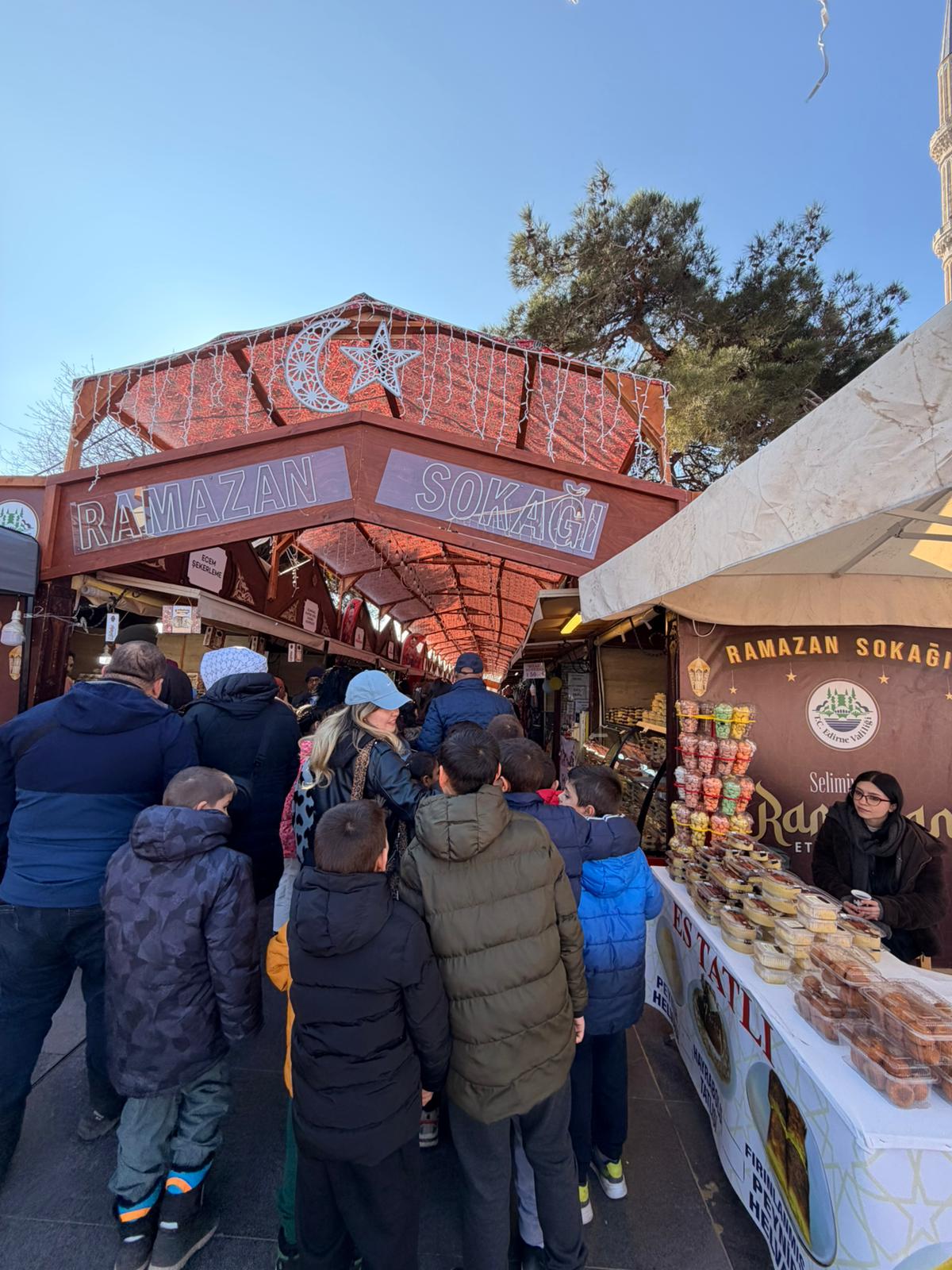 Koruma Ve Bakım Altında Olan Çocuklar Ramazan Sokağına Götürüldü.