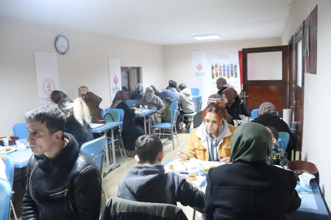 Aynı Sofrada Aynı Gönülde