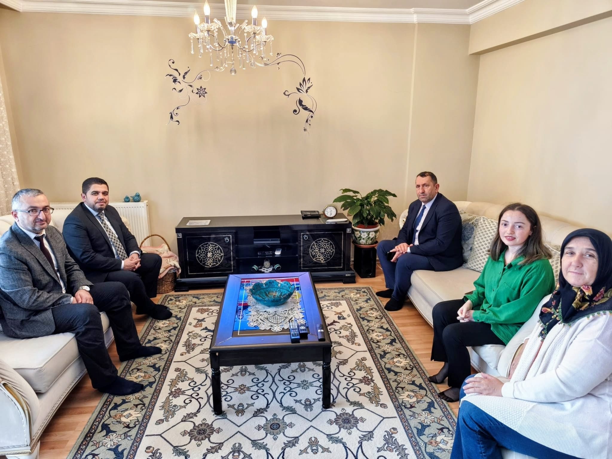 İl Müdürümüz Sayın Ender YANIK’tan Şehit Ailesine Anlamlı Ziyaret