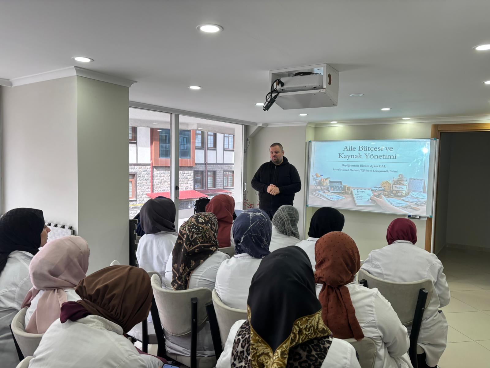 Aile Bütçesi ve Kaynak Yönetimi Eğitimi Gerçekleştirildi