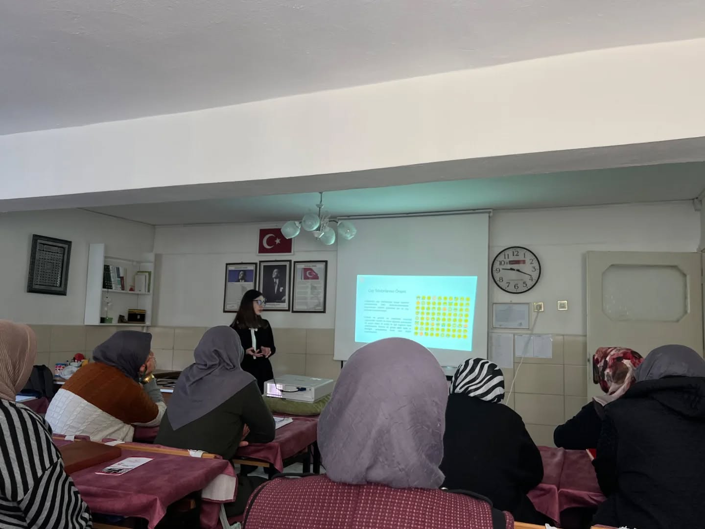 “Dijital Okuryazarlık” Konusunda Eğitim Düzenlenmiştir