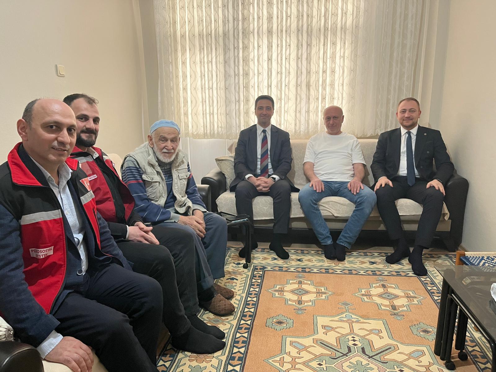 Daire Başkanımız Fırat Arslan’ın Şehit Ailemize Ziyareti