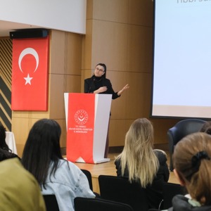 Bağımlılıkta İyileşme: Tıbbi Süreçten Sosyal Uyum Sürecine” Paneli Düzenlendi - fotoğraf 4