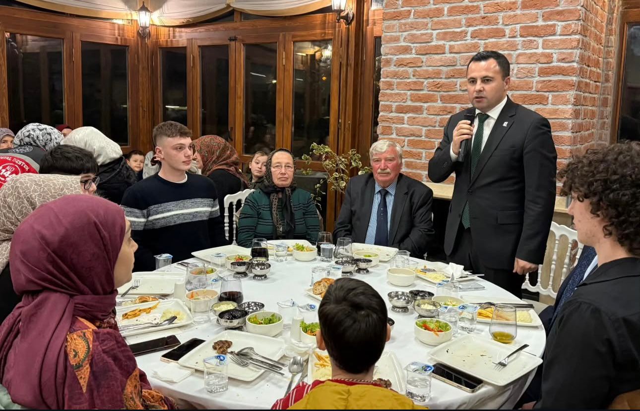 Dünya Yetimler Günü’nde Gönülleri Birleştiren İftar Buluşması.