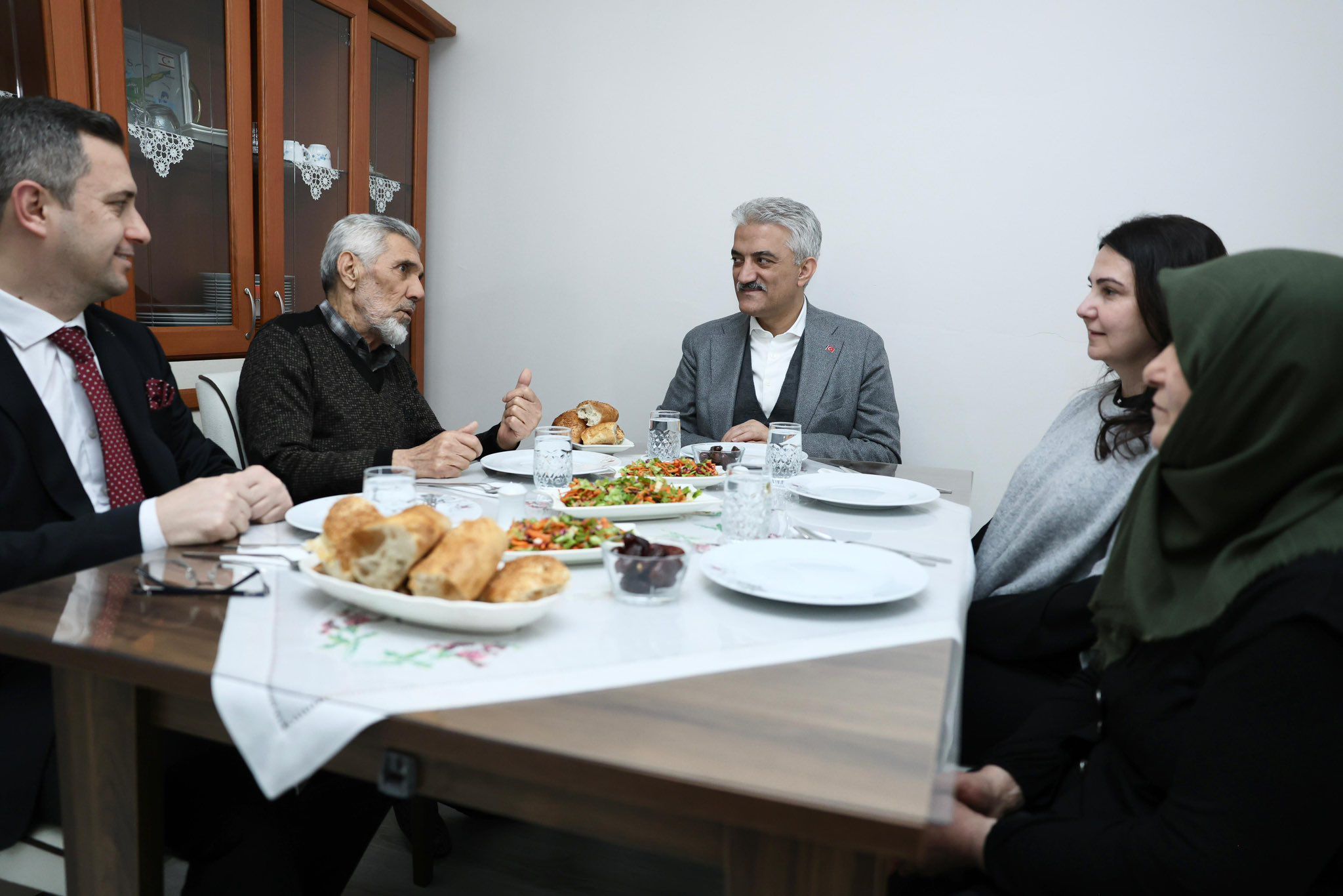 Valimiz Sayın Mehmet Makas, Şehidimiz Mustafa Kuru’nun Ailesine İftar Sofrasında Misafir Oldu.