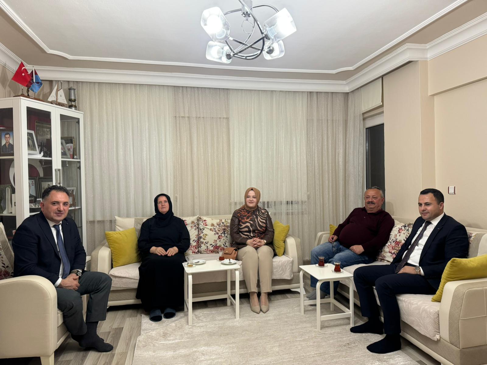 Akçakoca Kaymakamı Dr. Hacı Arslan Uzan’dan Şehit Ailesine İftar Ziyareti.