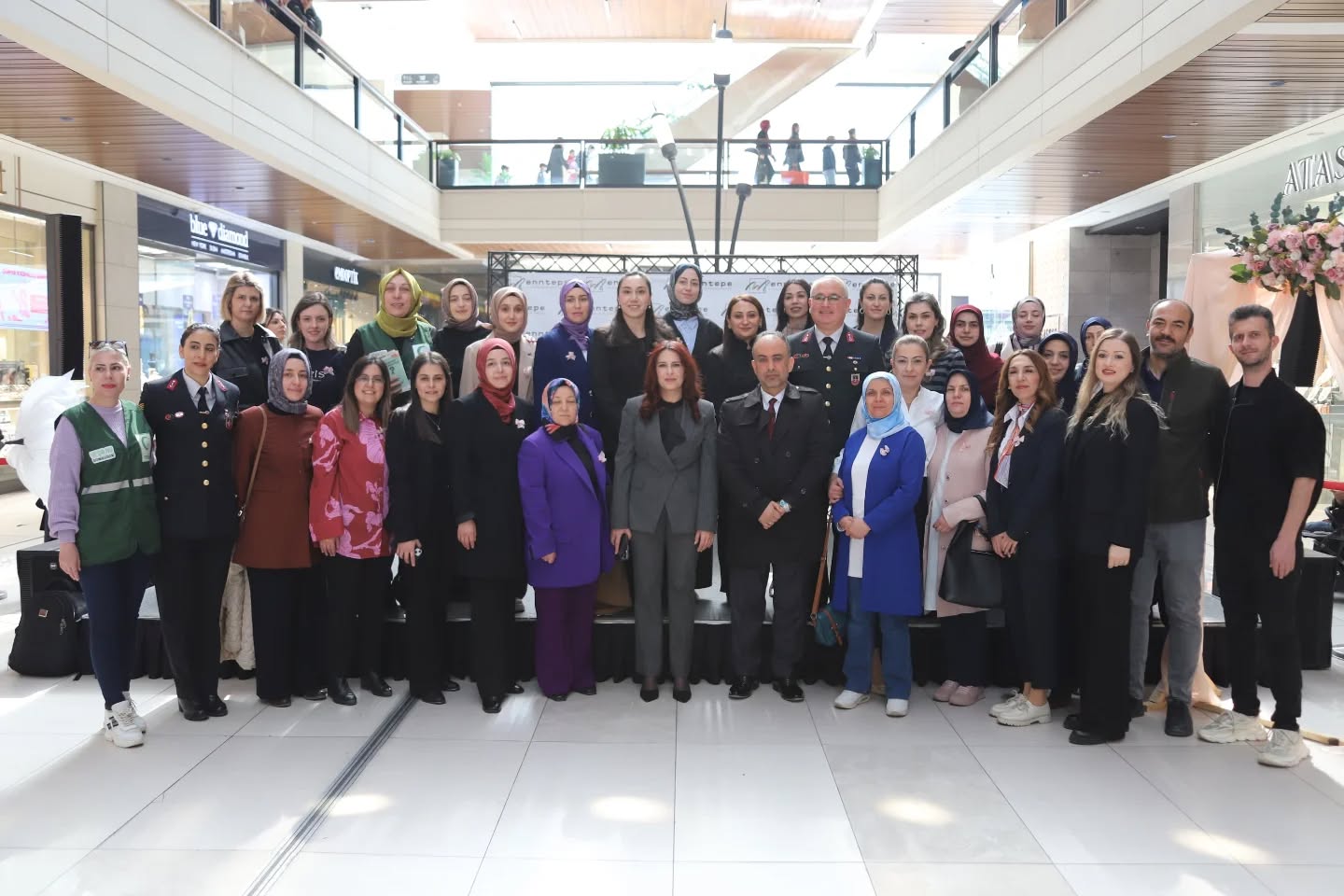  8 Mart Dünya Kadınlar Günü Nedeniyle Çeşitli Etkinlikler Düzenlendi