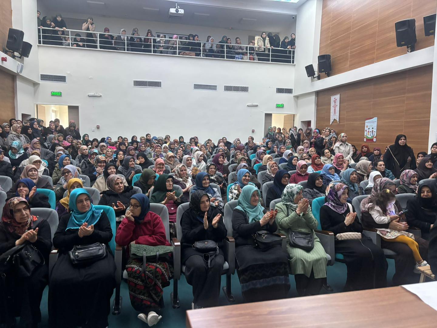 Salihli’de Kur’an Kursu Katılımcılarına “Aile Hayatının Korunması” Eğitimi Verildi