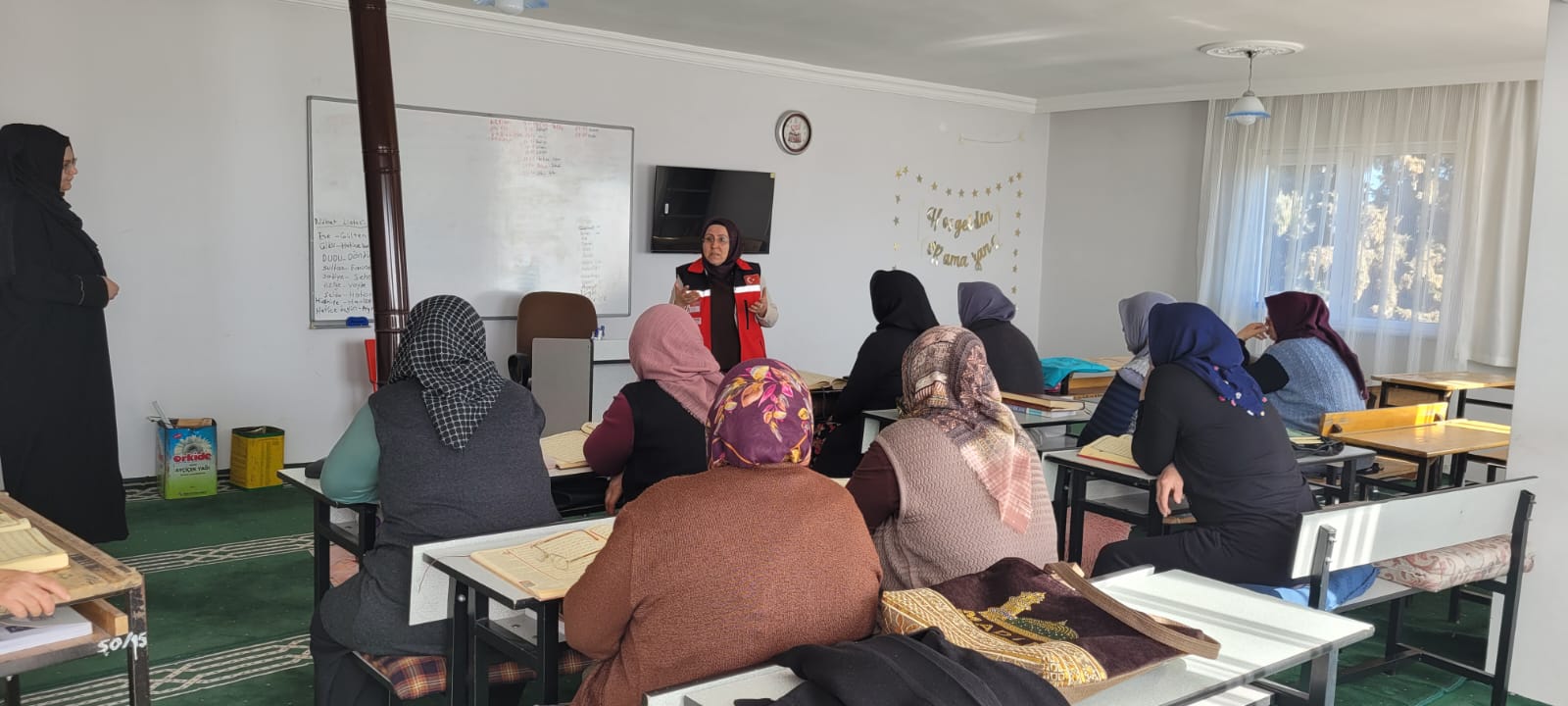 Altınova Köyü Kur’an Kursu kursiyerlerine “Aile Hukuku” Semineri