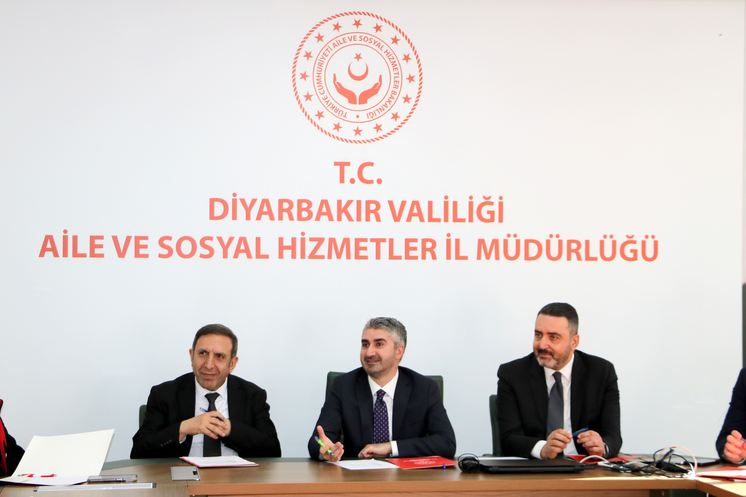 Bakan Yardımcımız Zafer Tarıkdaroğlu’ndan Şehit Yakınları ve Gazilerle İş Birliği Toplantısı