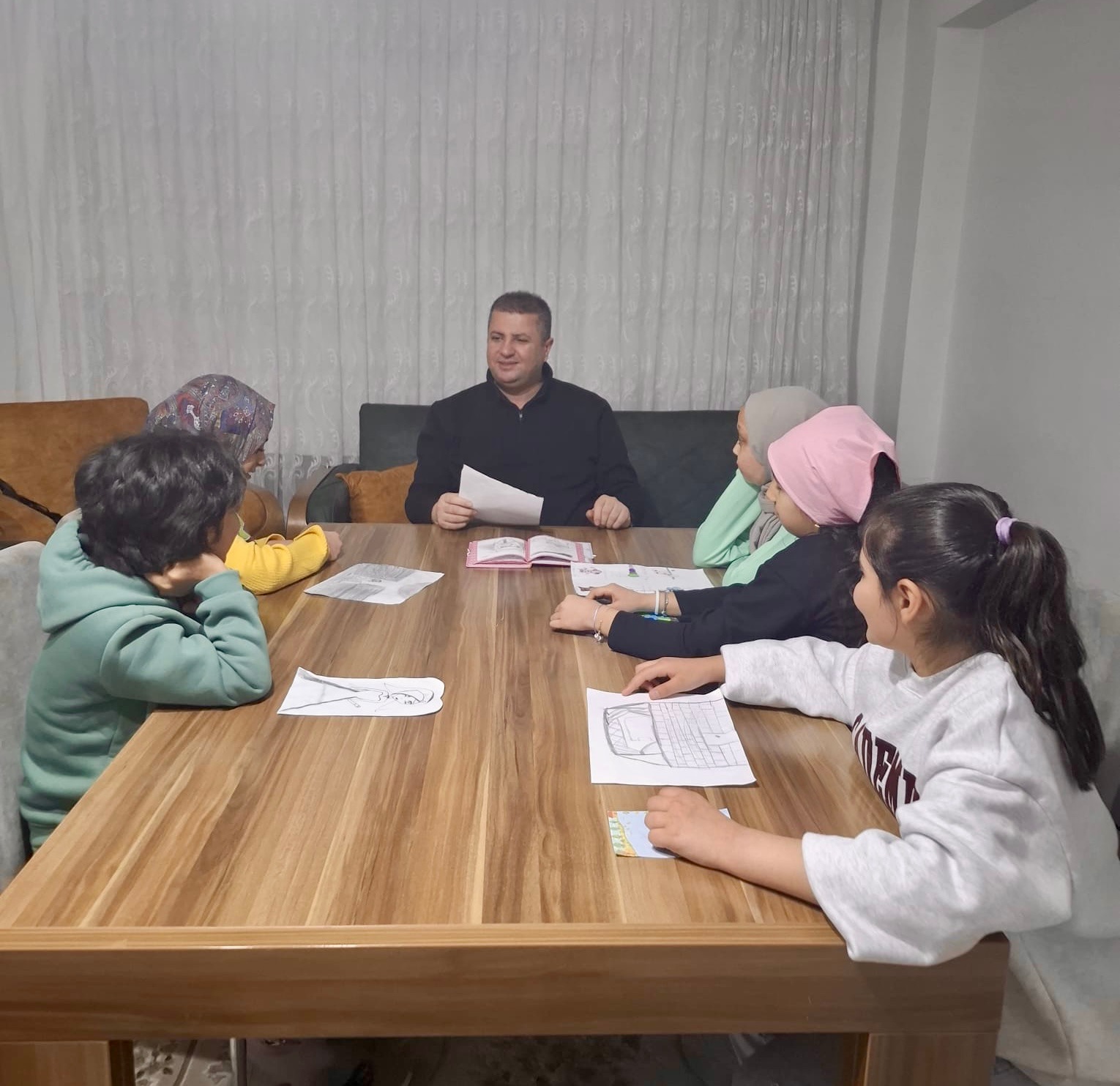 İl Müdürümüz Sayın Serdar Demirci Çocuk Evleri Koordinasyon Merkezi Müdürlüğündeki Kıymetli Yavrularımızla bir Araya Gelerek Birlikte İftar Açtı.