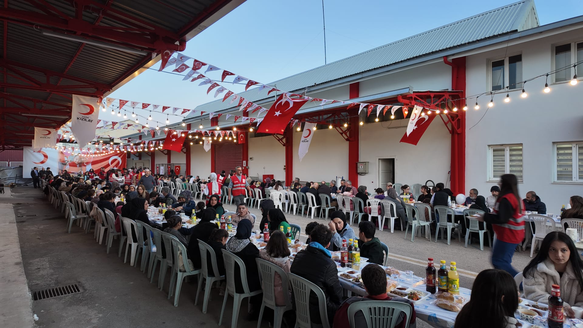 ÖKSÜZ VE YETİM ÇOCUKLARIMIZLA GÖNÜL SOFRASINDA RAMAZAN DAYANIŞMASI