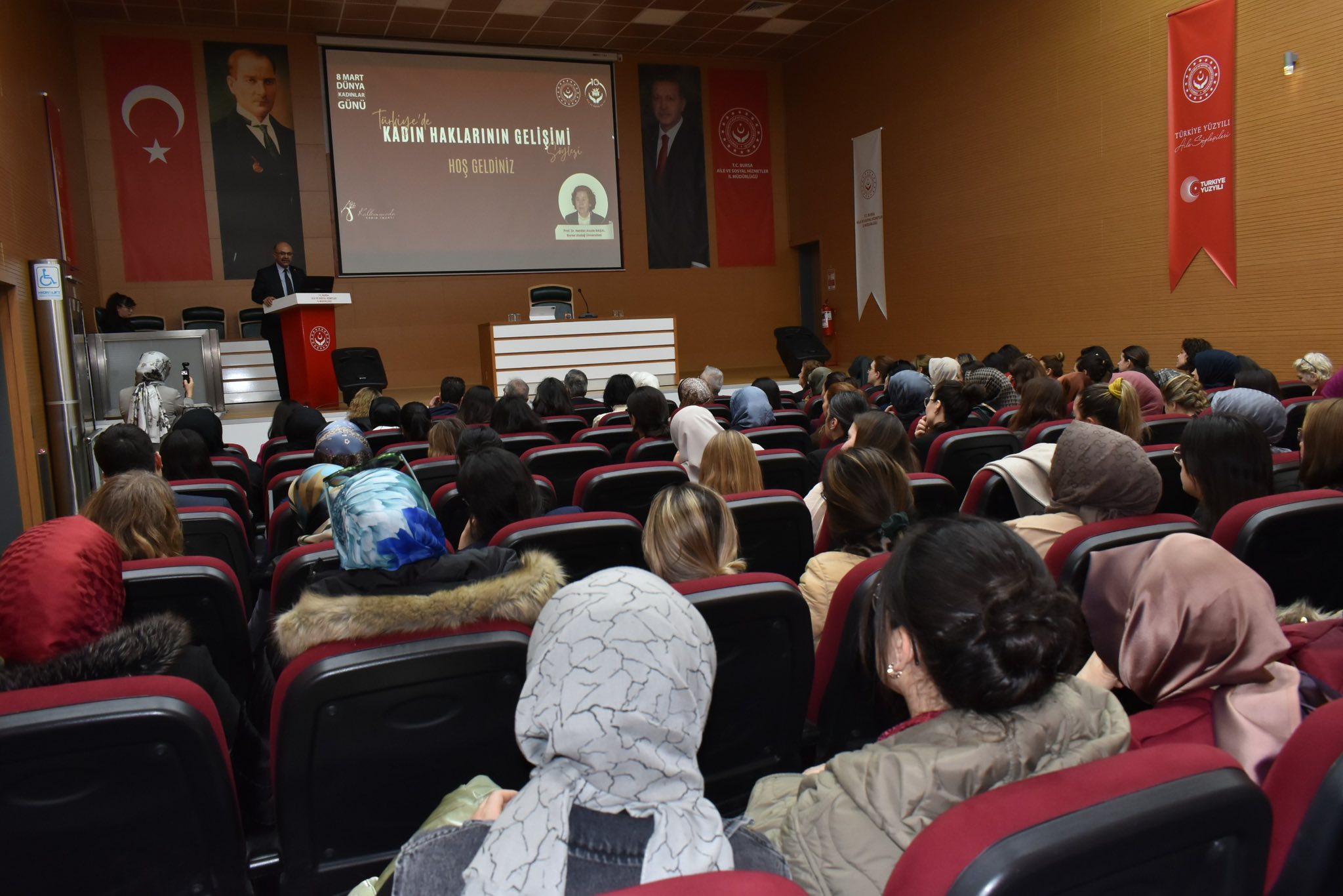 Kadınların Toplumsal Yolculuğu: 8 Mart’a Özel Söyleşi