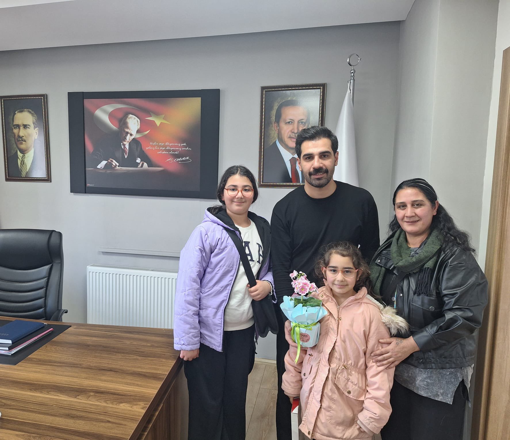 İl Müdürlüğümüz tarafından farklı kurum ve sivil toplum kuruluşlarıyla yürütülen iş birlikleri ve projeler kapsamında desteklenen ailelerimizin yanında olmaya devam ediyoruz