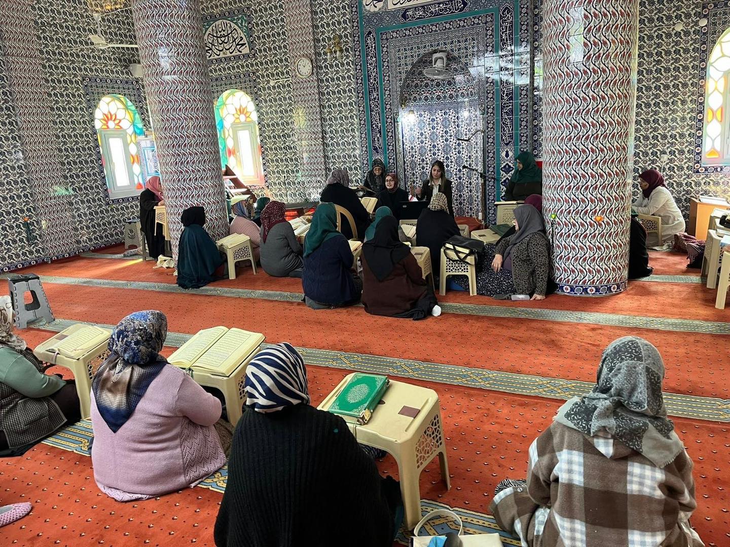 Alaşehir’de Kuran Kursu Kursiyerlerine Yönelik Aile Eğitimi Gerçekleştirildi