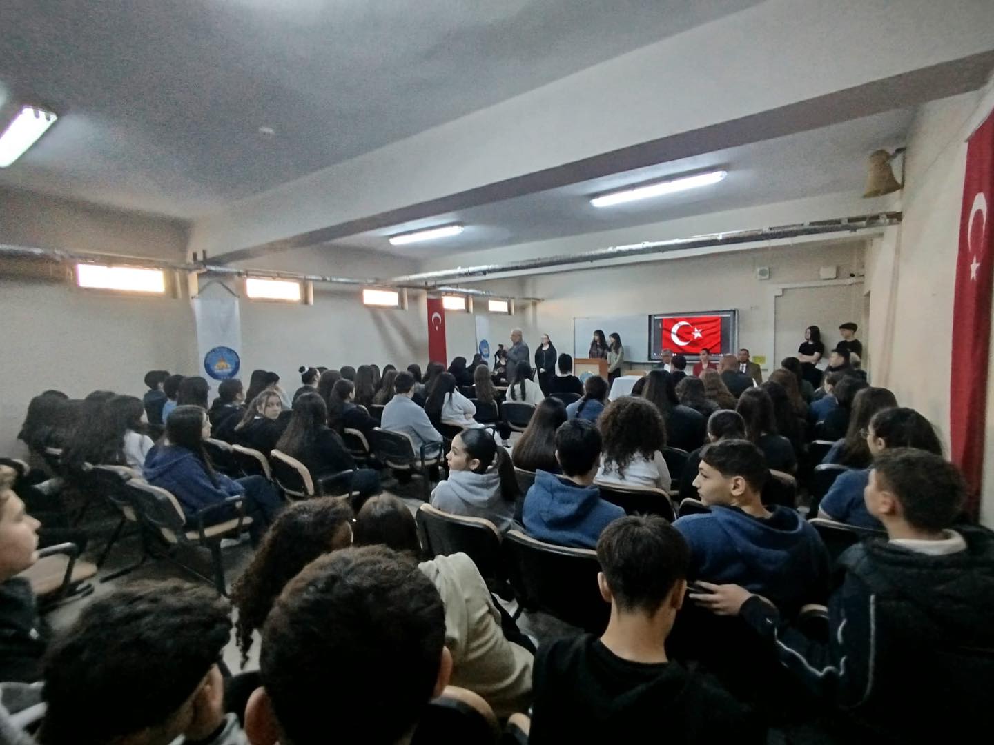 Salihli’de Vatan ve Kahramanlık Buluşmaları Kapsamında Nesiller Bir Araya Geldi