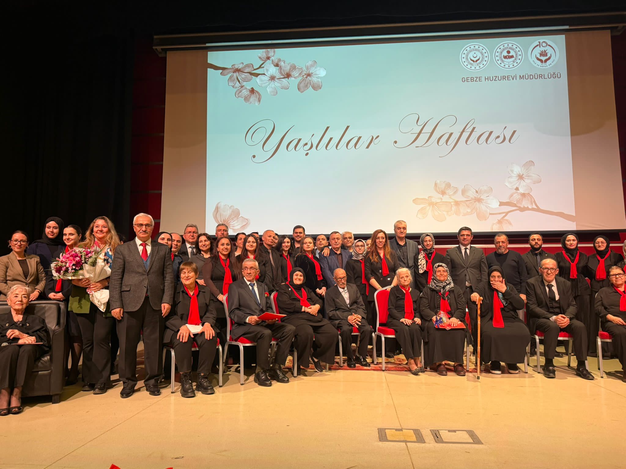 Yaşlılara Saygı Haftası’nda Gebze Huzurevinde “Sevgi ve Saygı Önceliğimiz” Programı Düzenlendi