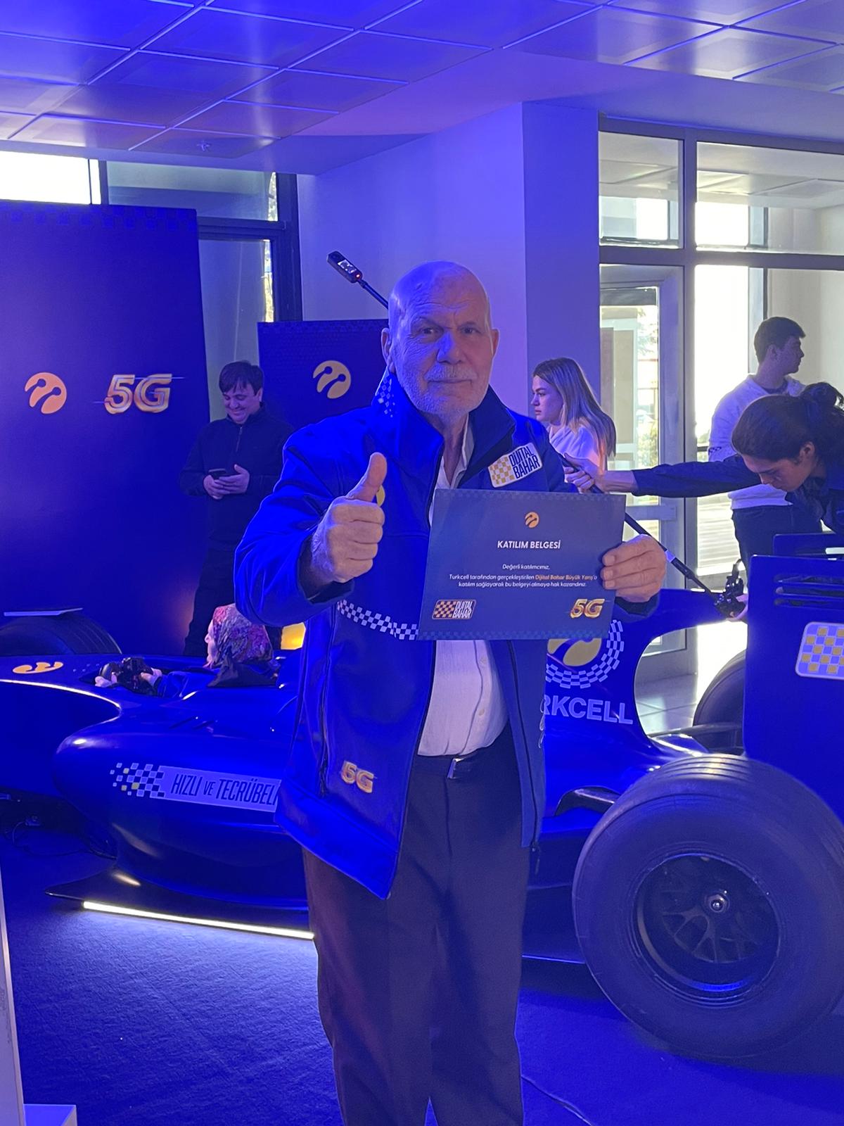 Dijital Bahar Projesi Kapsamında Huzurevi Sakinlerimize Formula 1 Yarış Simülasyonu Etkinliği Düzenlendi