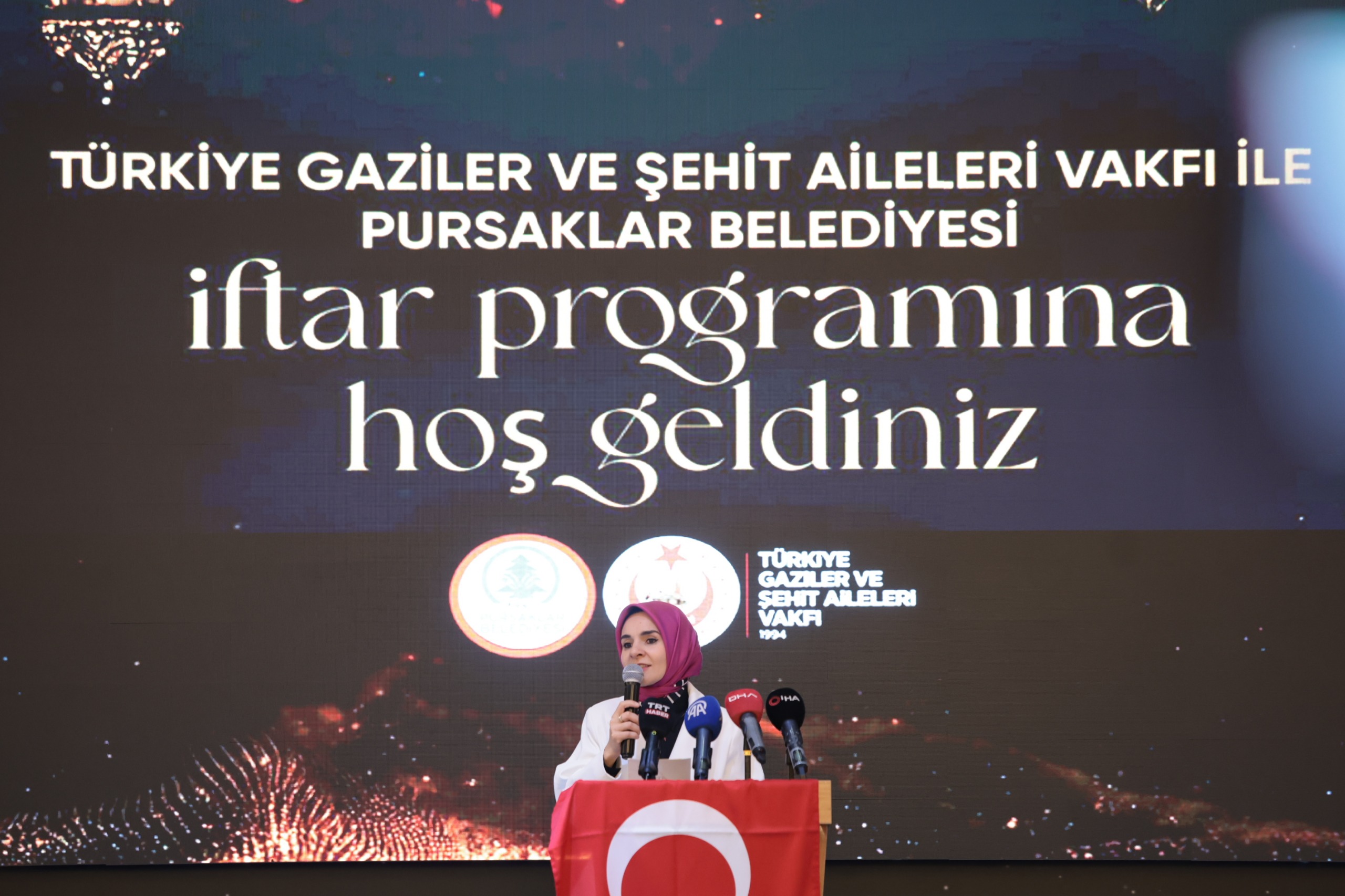 Aile ve Sosyal Hizmetler Bakanımız Göktaş, şehit aileleri ve gazilerle iftarda bir araya geldi
