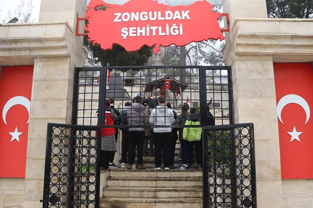 Aziz Şehitlerimize Vefa Ziyareti