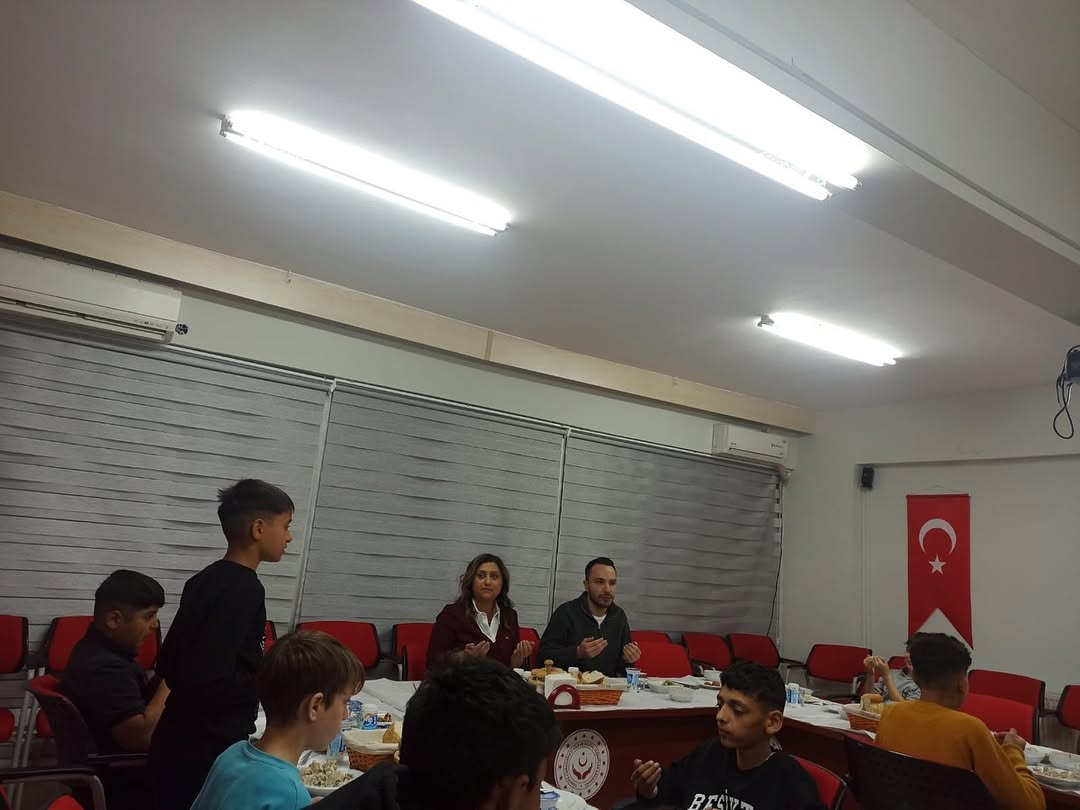 İl Müdürümüz Emine BÖÇKÜN, Ramazan Ayının Son İftarında Çocuklarımızla Buluştu
