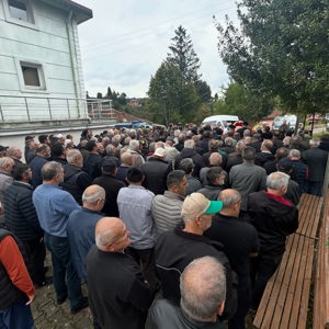 Kıbrıs Gazimiz Cemil Aydın Askeri Törenle Son Yolculuğuna Uğurlandı - fotoğraf 3