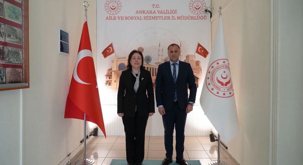 İl Müdürümüz Fatih YILMAZ, Ankara Aile ve Sosyal Hizmetler İl Müdürü Nevim ÖZ’ü Ziyaret Etti.
