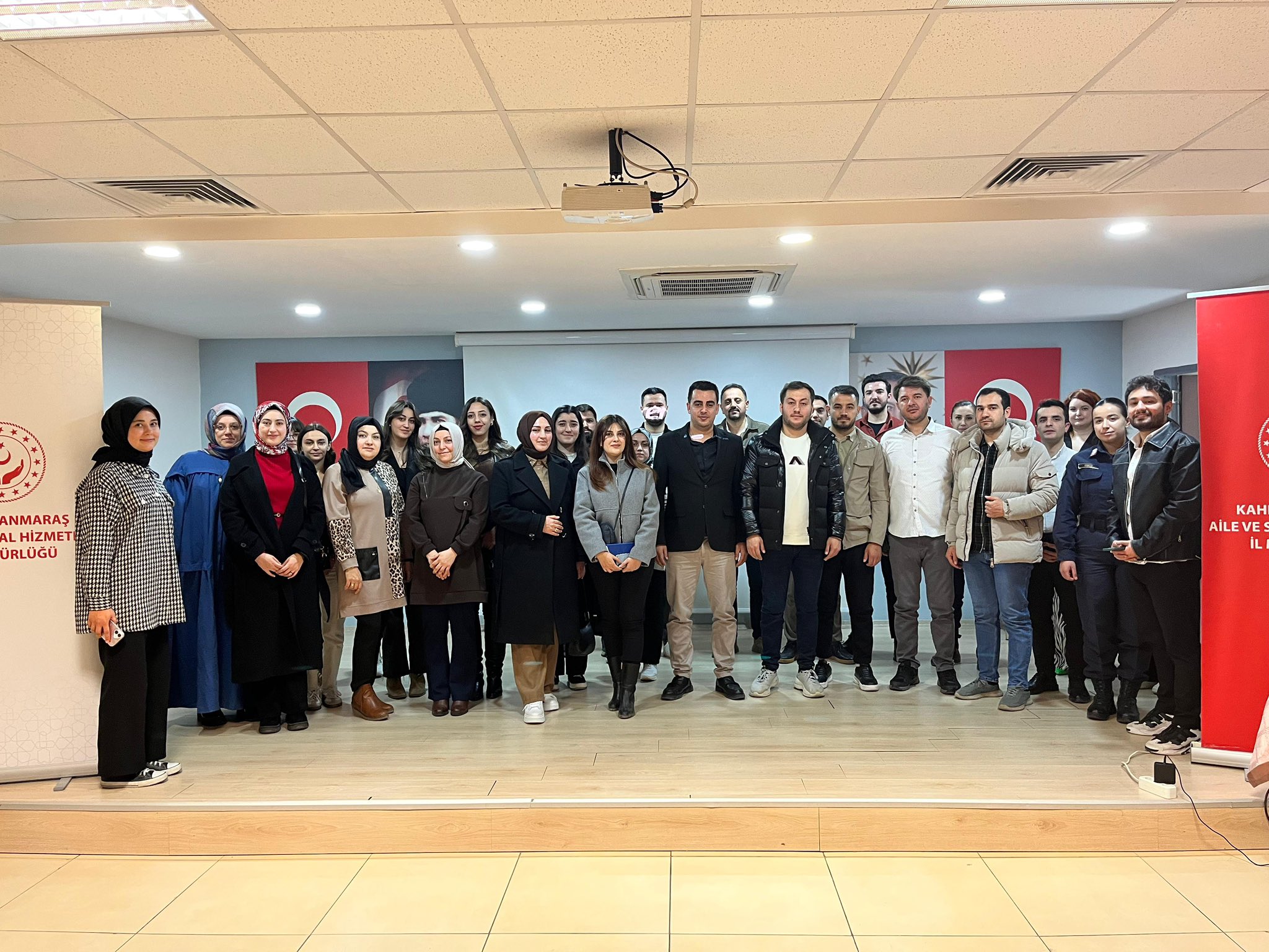 Geçici Koruyucu Aile Hizmet Modeline Yönelik Bilgilendirme ve Farkındalık Eğitimi Gerçekleştirildi