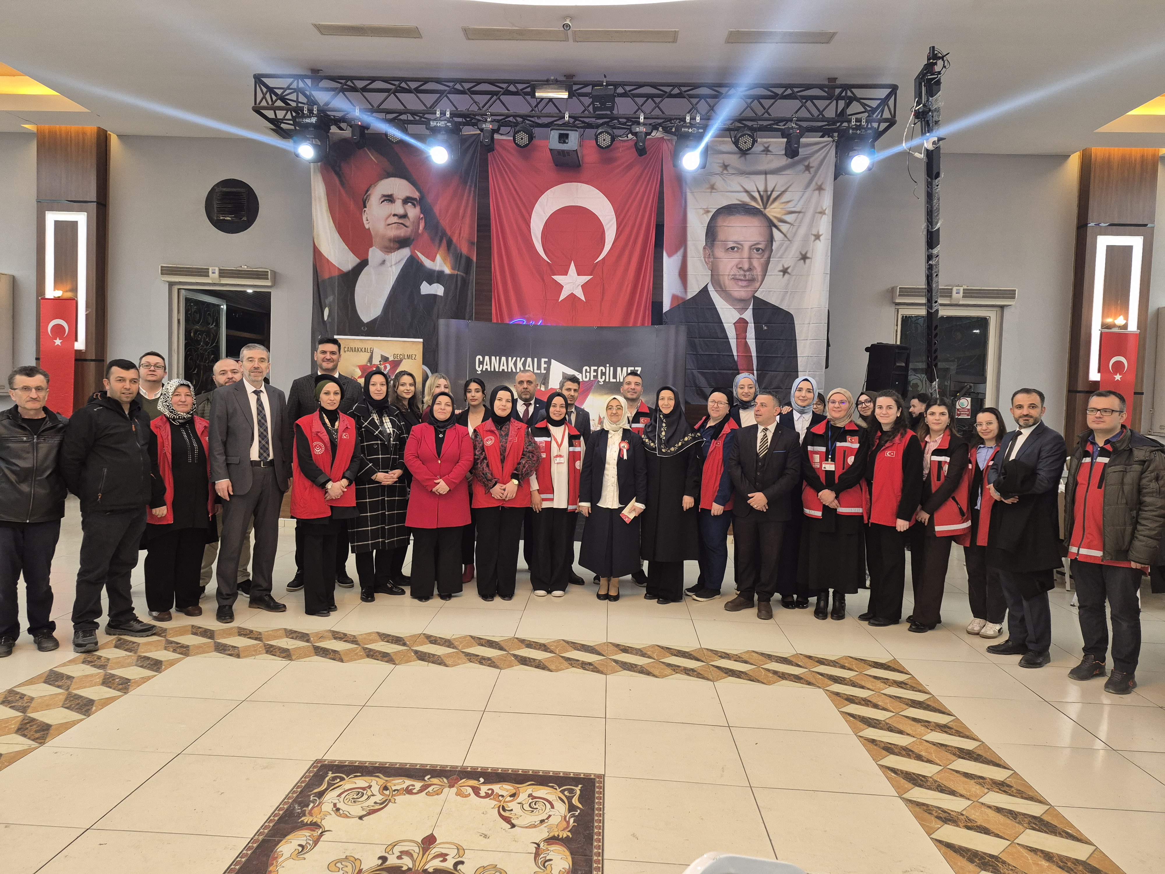 Şehit Aileleri ve Gaziler Onuruna İftar Programı Düzenlendi