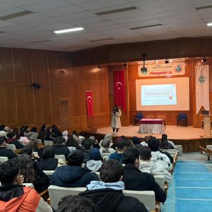 YEŞİLAY HAFTASINDA BAĞIMLILIKLA MÜCADELE EĞİTİMİ - fotoğraf 1