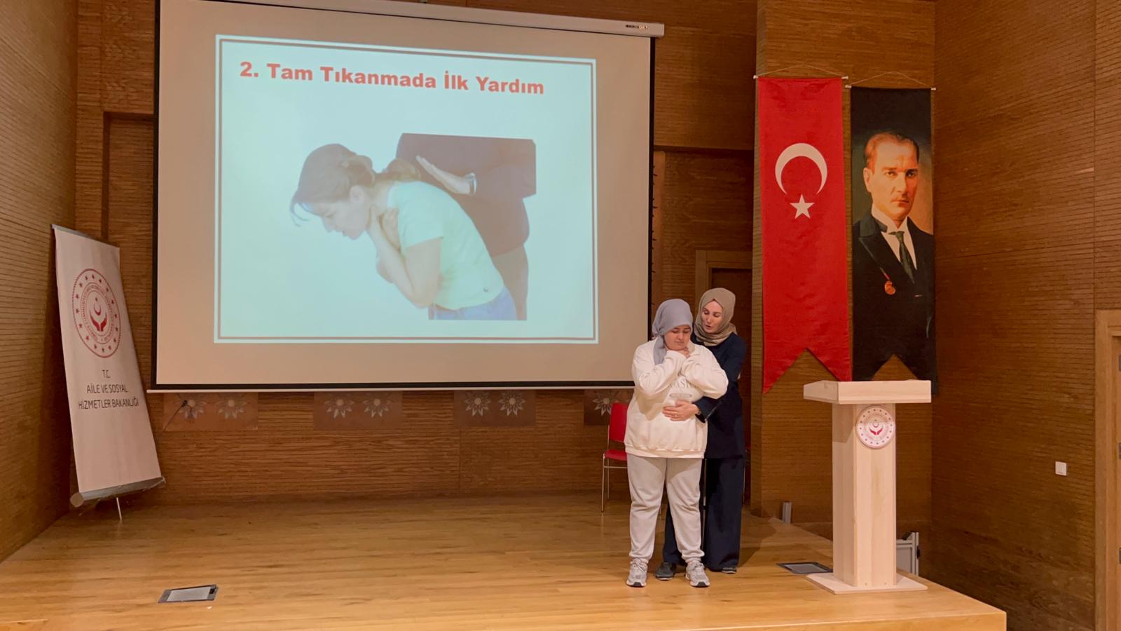 İlk Yardım Bilgilendirme Eğitimi