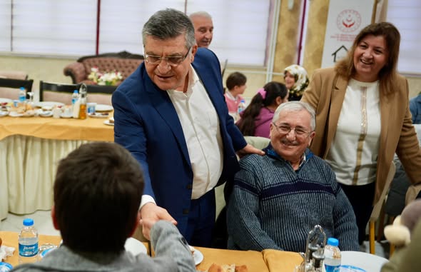 Sıcacık Yuvalar, Mutlu Çocuklar.