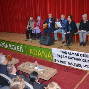 Büyüklerimizin Sahnelediği Coşku Dolu Etkinlik - fotoğraf 5