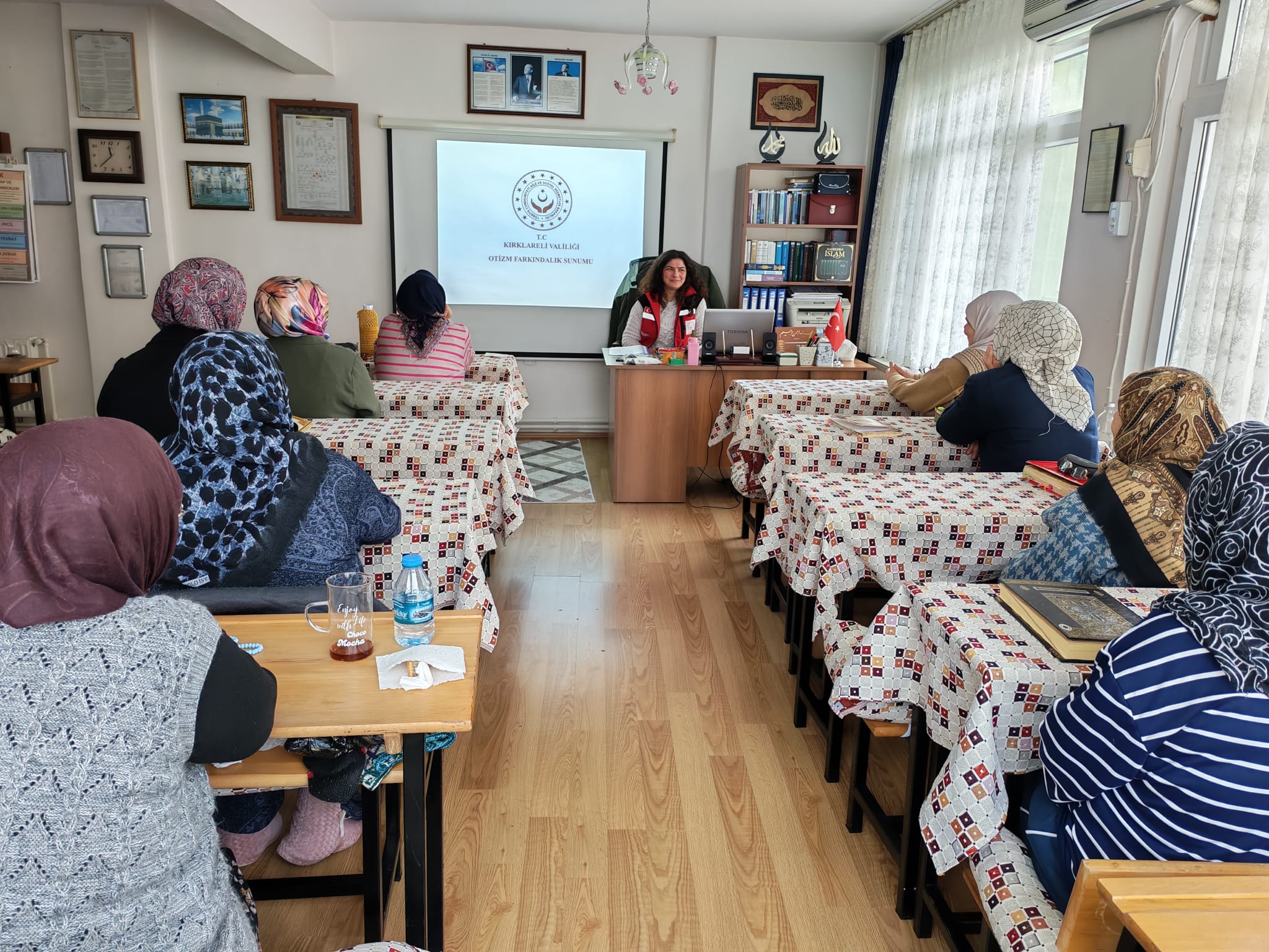 Lüleburgaz’da 2 Nisan Dünya Otizm Günü Farkındalık Etkinlikleri Düzenlendi.