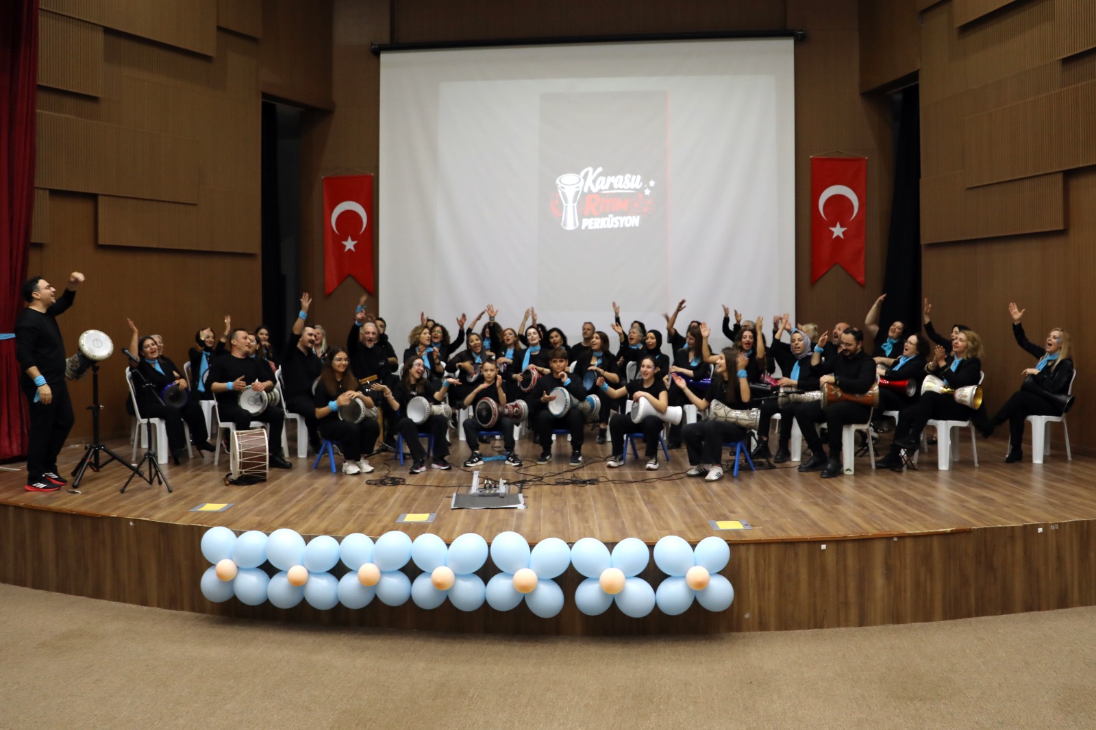 Karasu Kaymakamlığı ve Karasu SHM İşbirliği ile 2 Nisan Dünya Otizm Farkındalık Günü Programı