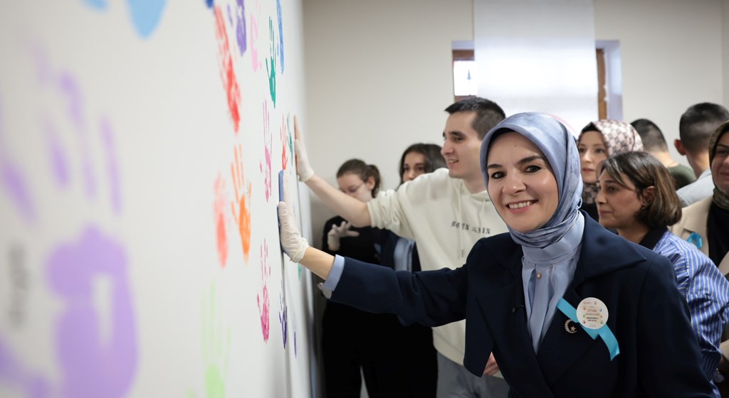 Aile ve Sosyal Hizmetler Bakanımız Göktaş, Kavacık Otizm Aktif Yaşam Merkezi'nin açılışında konuştu.