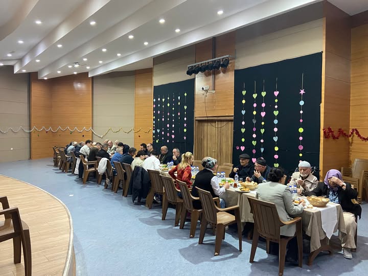  Bayram Sabahında Anlamlı Buluşma