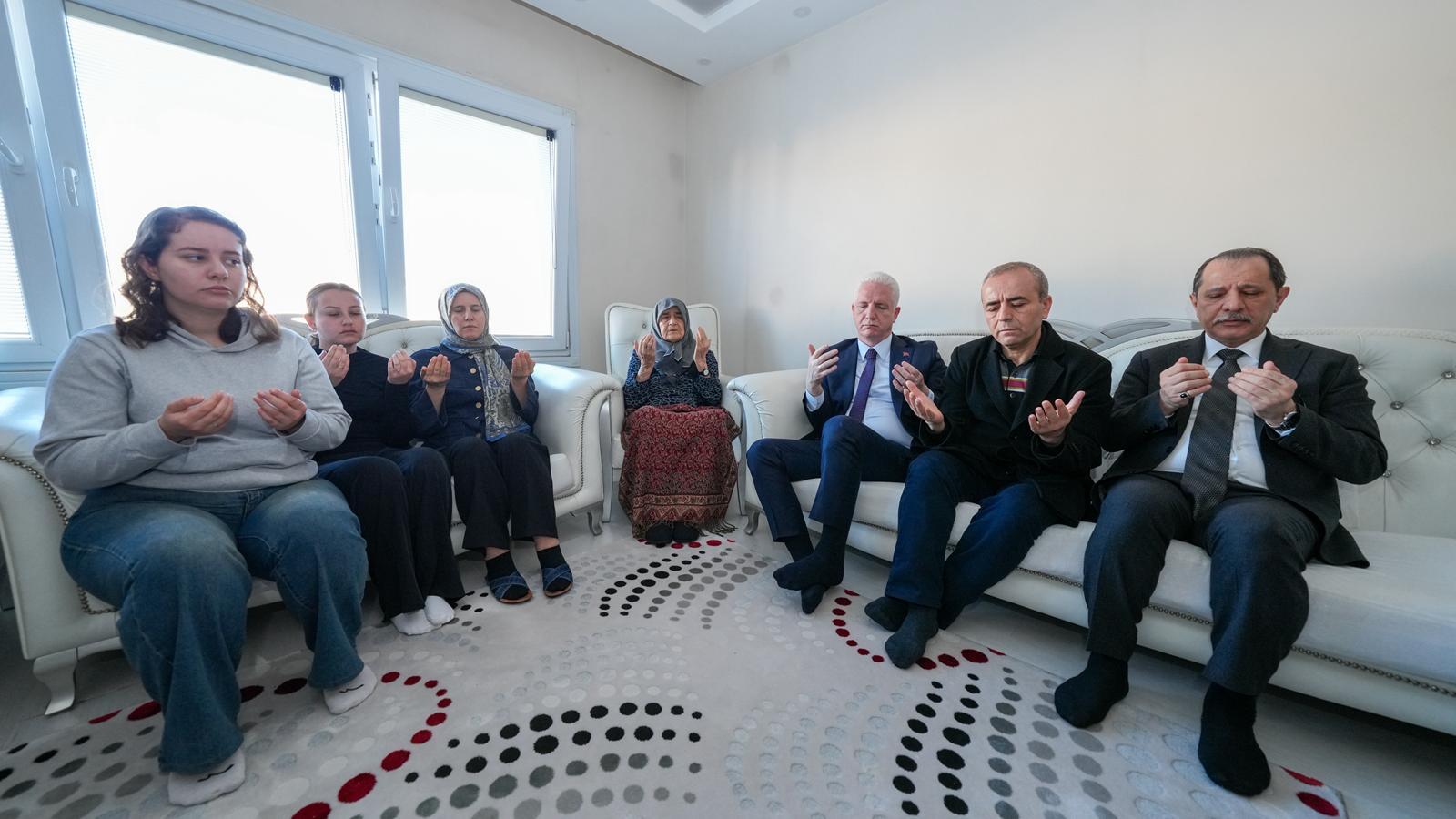 Şehidimiz Polis Memuru Mustafa Aydın’ın Ailesine Taziye Ziyareti Gerçekleştirildi