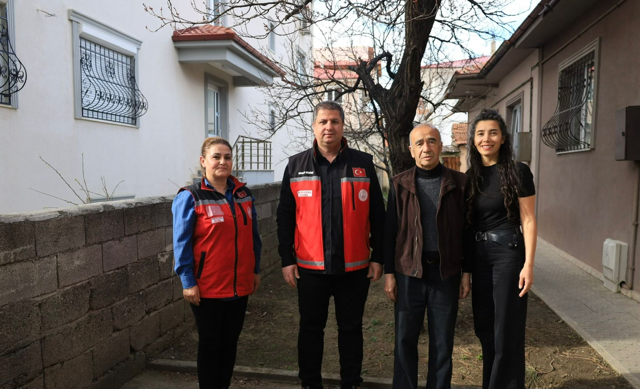 Kahraman Kıbrıs Gazimiz Sayın Metin Öncü, Geçirdiği Ameliyatın Ardından İl Müdürümüz Sayın Serdar Demirci Tarafından Evinde Ziyaret Edildi.