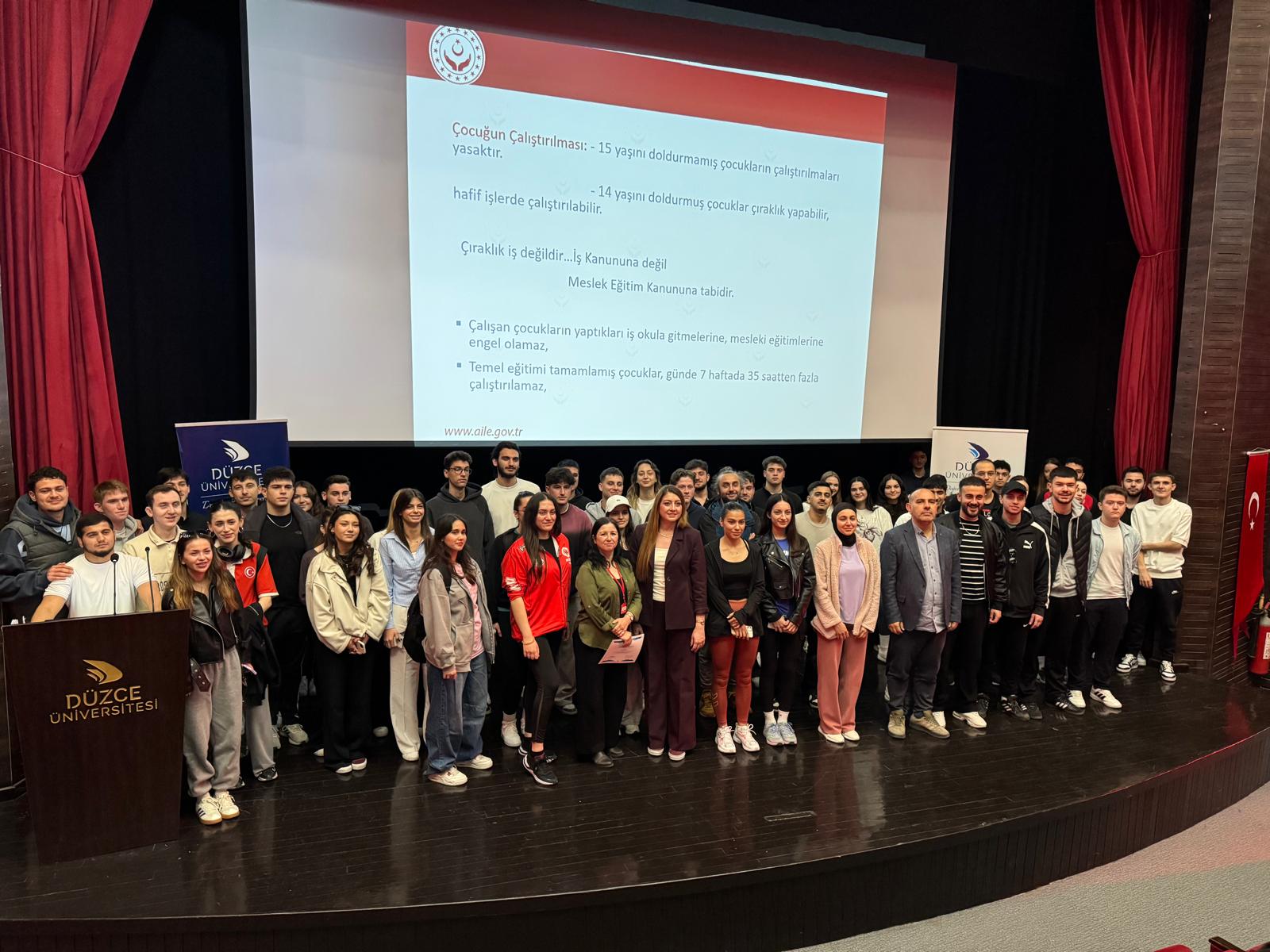 Düzce Üniversitesi Spor Bilimleri Fakültesinde Eğitim Programı Düzenlendi.