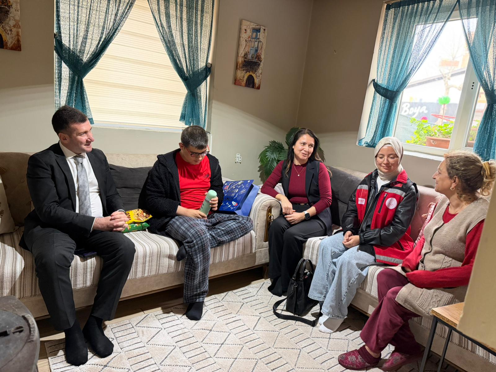 İl Müdürümüz Arif Laçin'in Otizm Farkındalığı Ziyareti