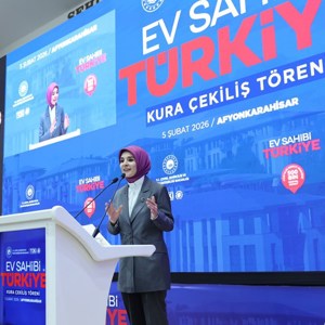 Aile ve Sosyal Hizmetler Bakanımız Göktaş, Afyonkarahisar'da TOKİ kura çekilişinde konuştu: - fotoğraf 2