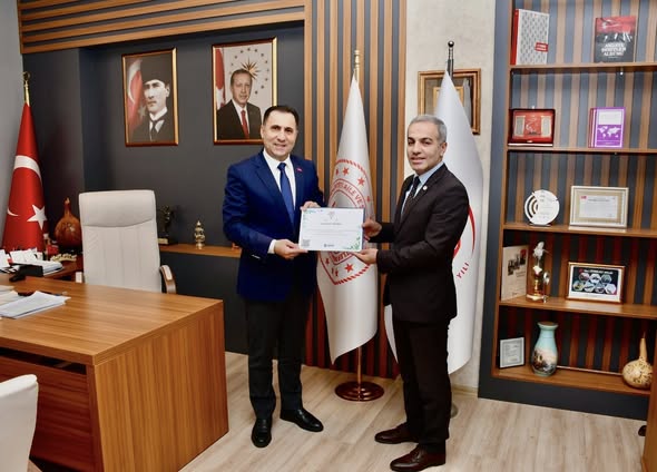 Aydın MY Kolej Kurucu Müdürü Sayın Fatih Karahan, İl Müdürümüz İlkay Türkoğlu’nu Makamında Ziyareti