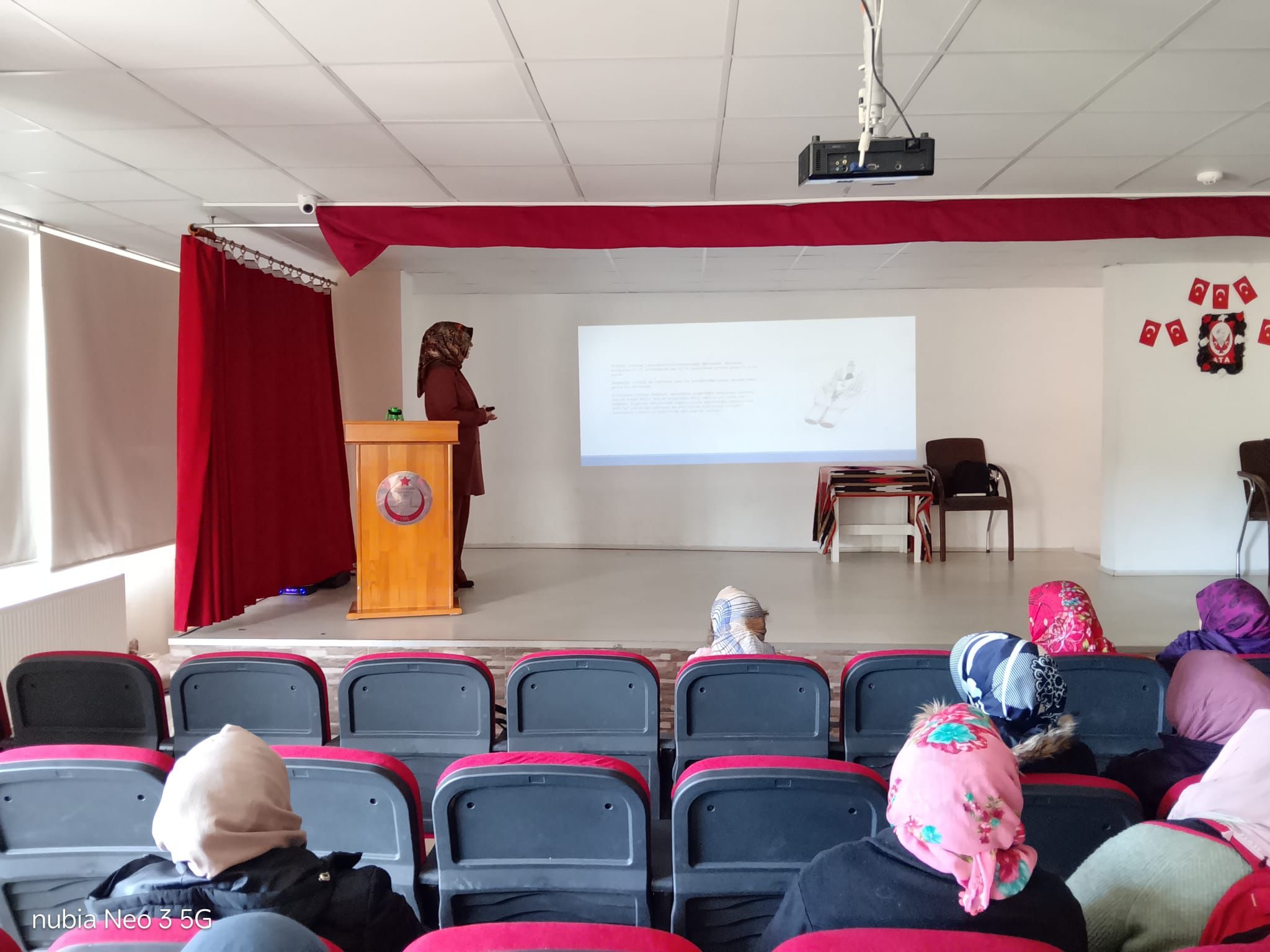 Aile İçi Eğitim ve İletişim Programı