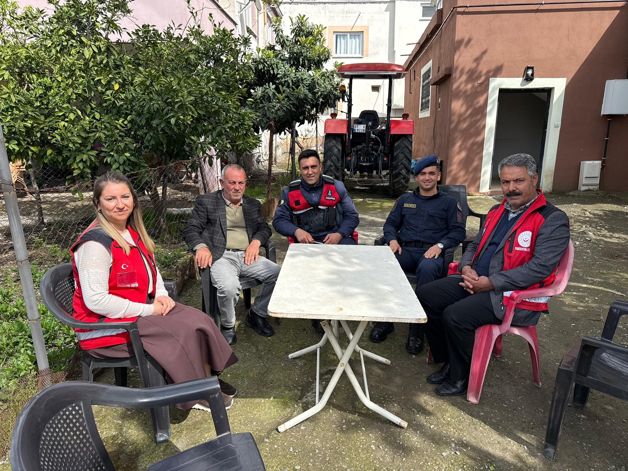 Düziçi Sosyal Hizmet Merkezi Şehit Yakınları ve Gaziler Birimi personelleri ile İlçe Jandarma Komutanlığı personelleri tarafından, şehidimiz Jandarma Uzman Çavuş Yusuf Avan’ın şehadet yıl dönümü münasebetiyle ailesine ziyaret gerçekleştirilmiştir. 