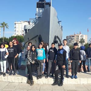 Adana Çocuk Hakları Komitesi ve Toplum Destekli Polislik Şube Müdürlüğü İşbirliği ile Organize Edilen Tarsus Gezisi - fotoğraf 1
